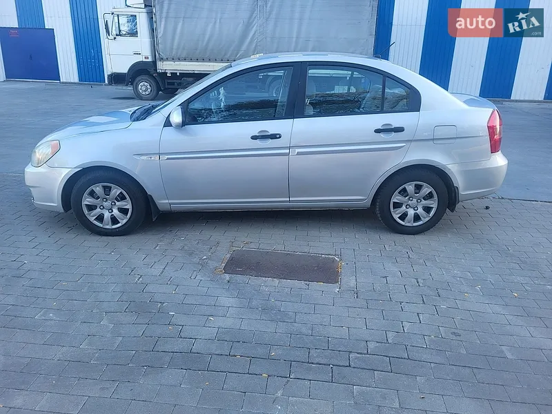 Hyundai Accent 2008