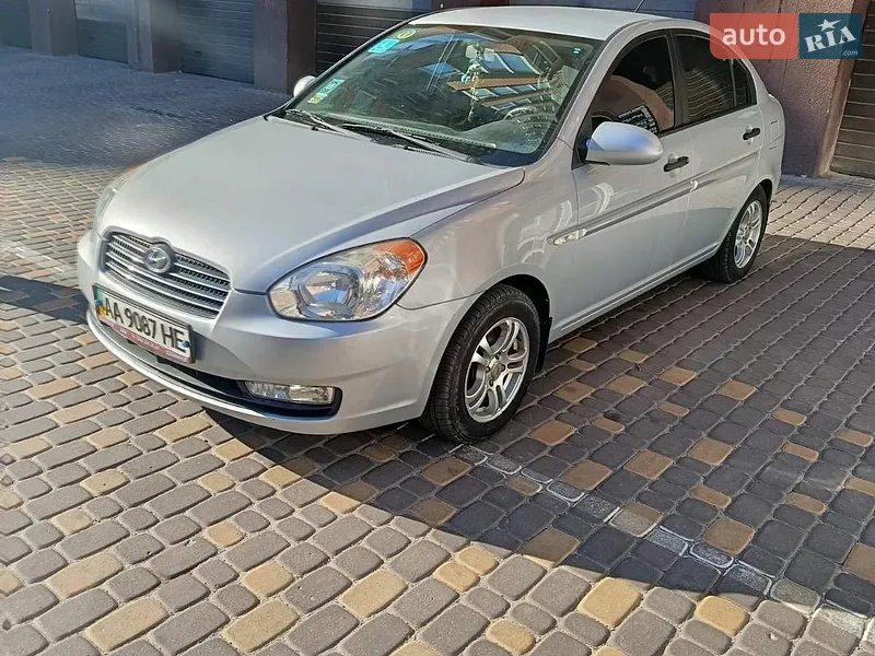 Hyundai Accent
