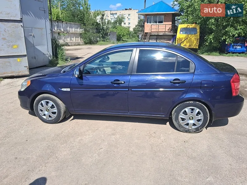 Hyundai Accent