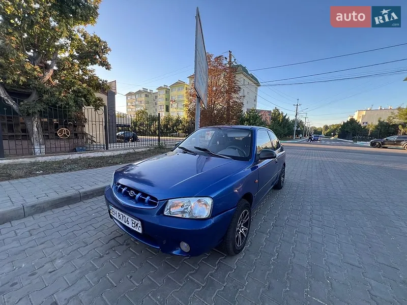 Hyundai Accent