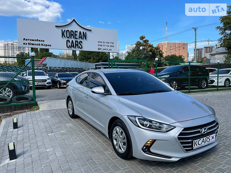 Седан Hyundai Avante 2018 в Одессе