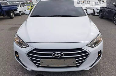 Седан Hyundai Avante 2018 в Одессе