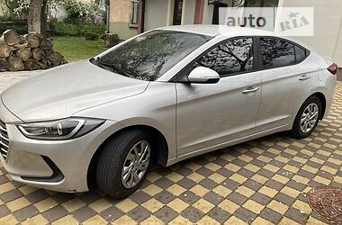 Седан Hyundai Avante 2016 в Львове