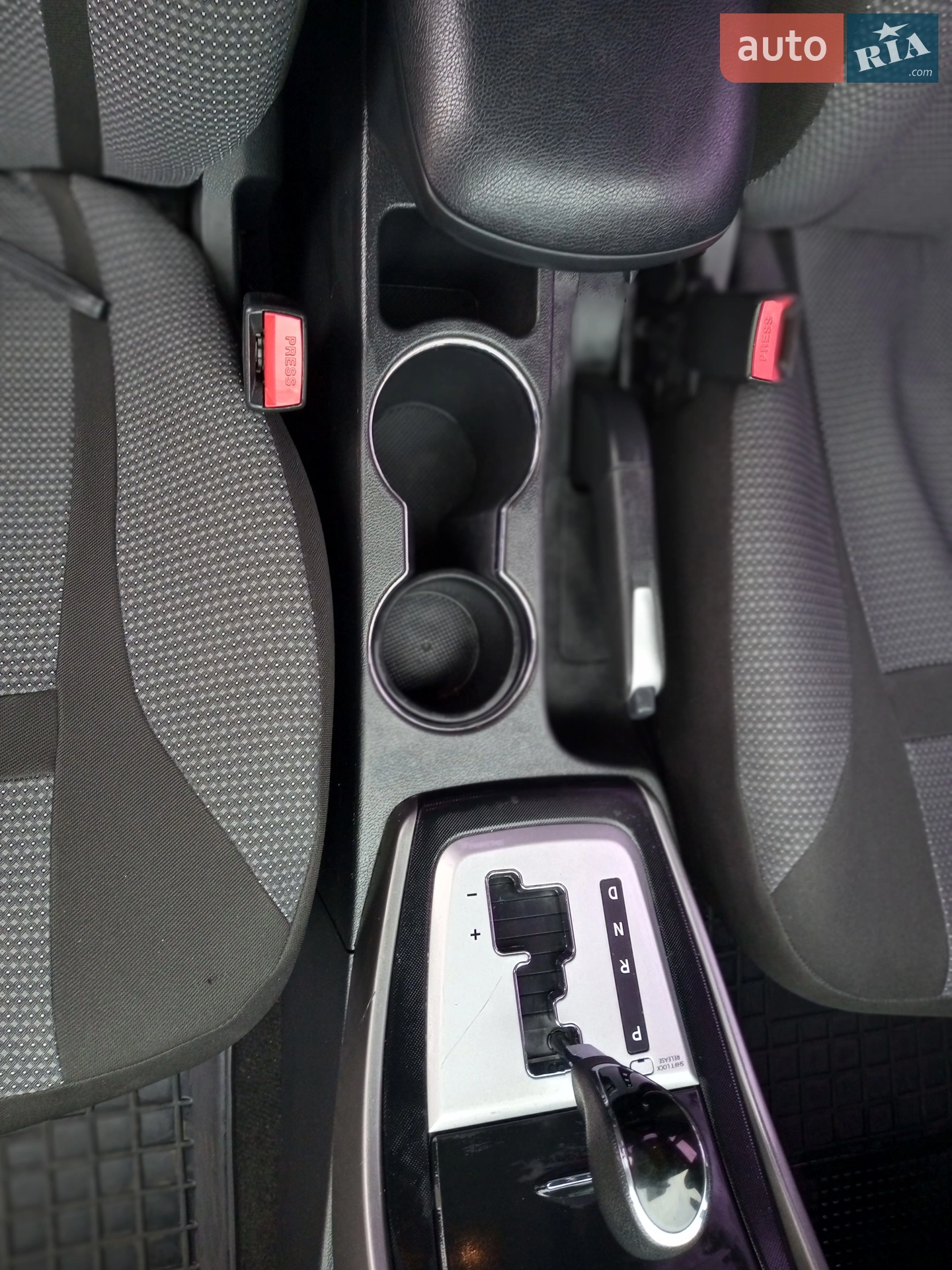 2011 Hyundai Avante - мініатюра 25