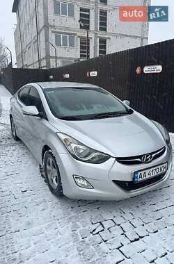 Седан Hyundai Avante 2012 в Киеве