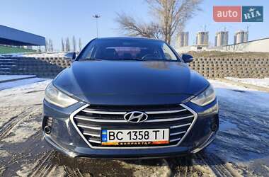 Седан Hyundai Avante 2015 в Киеве