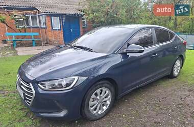 Седан Hyundai Avante 2016 в Зіньківі