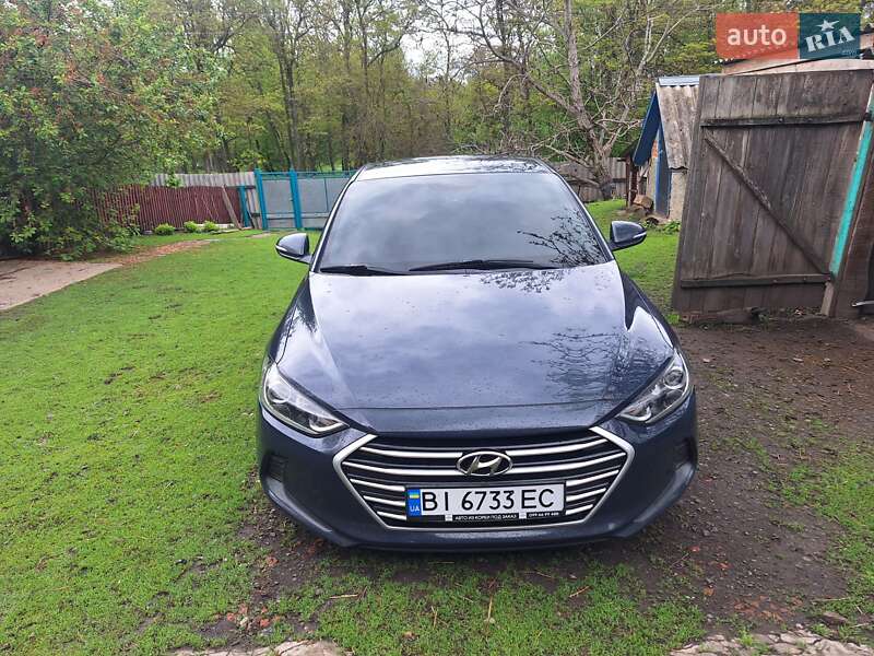 Седан Hyundai Avante 2016 в Зіньківі