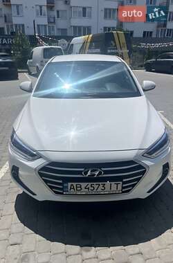 Седан Hyundai Avante 2016 в Вінниці