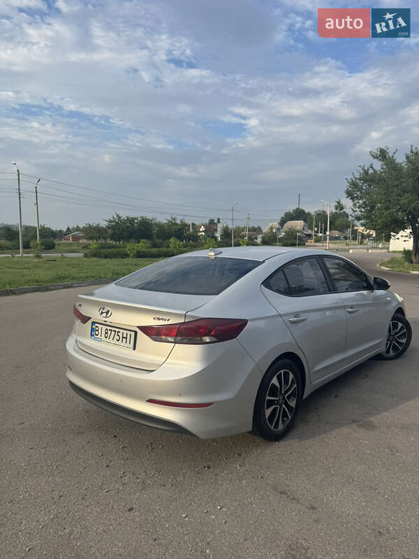 Седан Hyundai Avante 2016 в Кременчуге