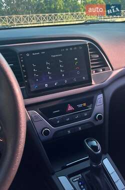 Седан Hyundai Avante 2016 в 