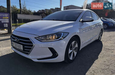 Седан Hyundai Avante 2016 в Хмельницькому
