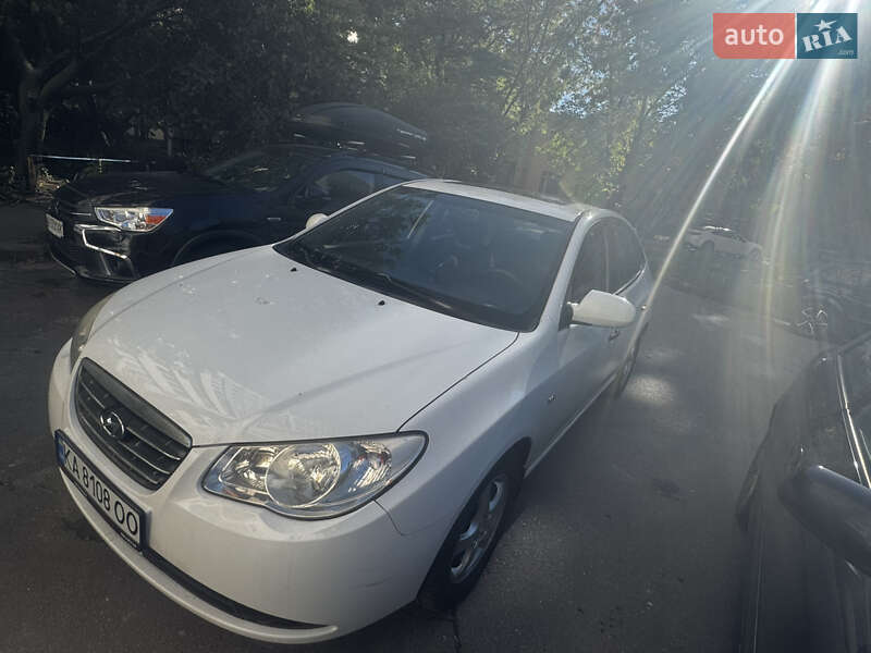 Седан Hyundai Avante 2008 в Києві фото 3 Седан Hyundai Avante 2008 в Києві