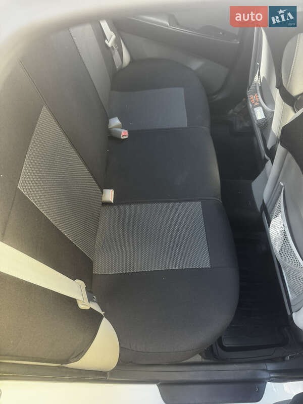 Седан Hyundai Avante 2008 в Києві фото 8 Седан Hyundai Avante 2008 в Києві