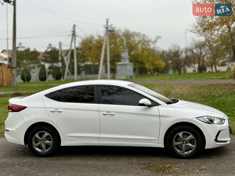 Седан Hyundai Avante 2016 в Николаеве фото 4 Седан Hyundai Avante 2016 в Николаеве