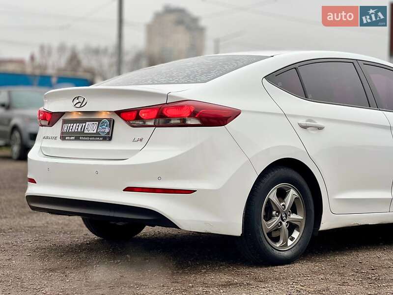 Седан Hyundai Avante 2015 в Києві фото 13 Седан Hyundai Avante 2015 в Києві