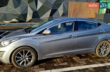 Седан Hyundai Avante 2014 в Луцке