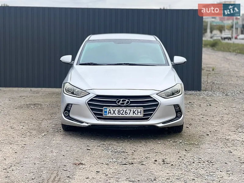 Hyundai Avante 2016