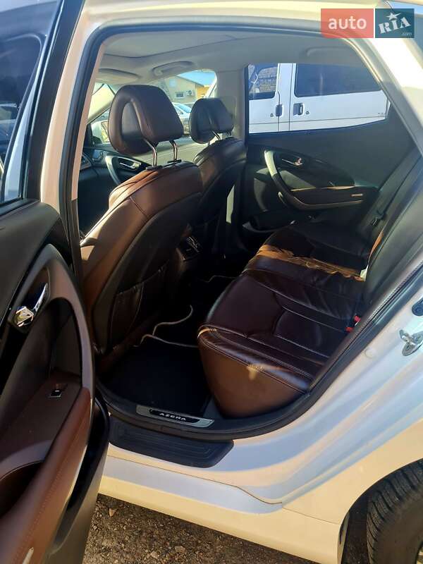 Седан Hyundai Azera 2012 в Одесі