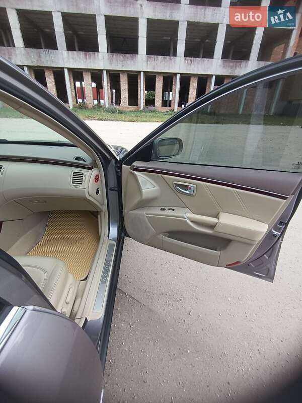 Седан Hyundai Azera 2007 в Тернополе