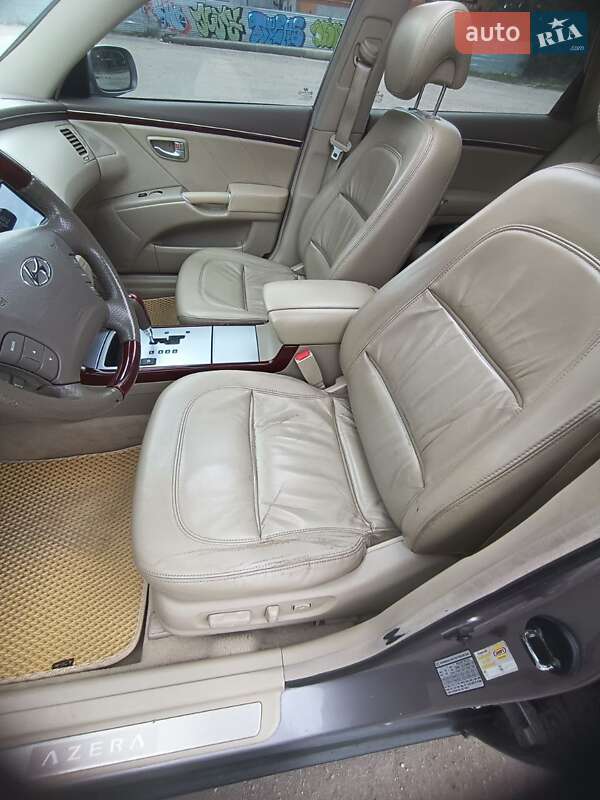 Седан Hyundai Azera 2007 в Тернополе