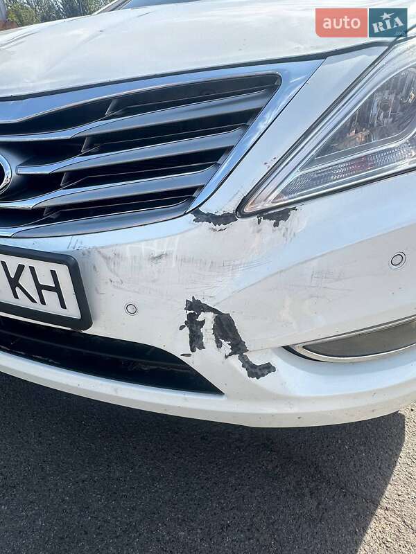 Седан Hyundai Azera 2012 в Києві