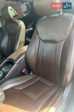 Седан Hyundai Azera 2012 в Києві