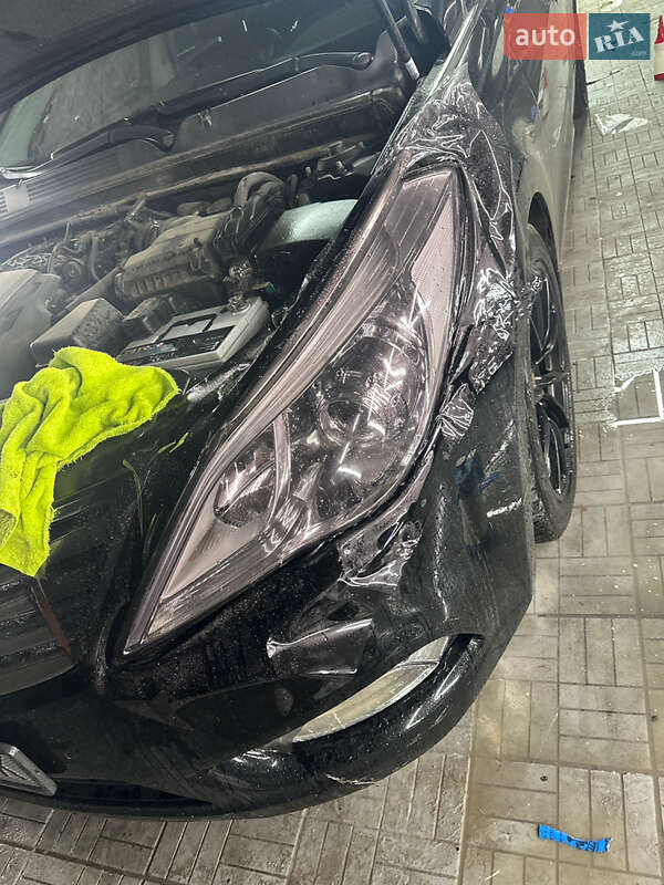 Седан Hyundai Azera 2012 в Одесі