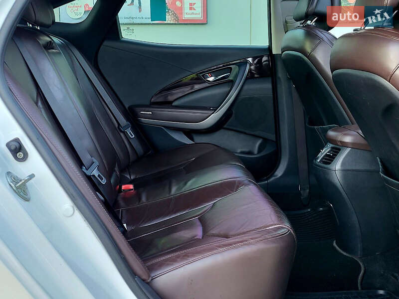 Седан Hyundai Azera 2011 в Одесі