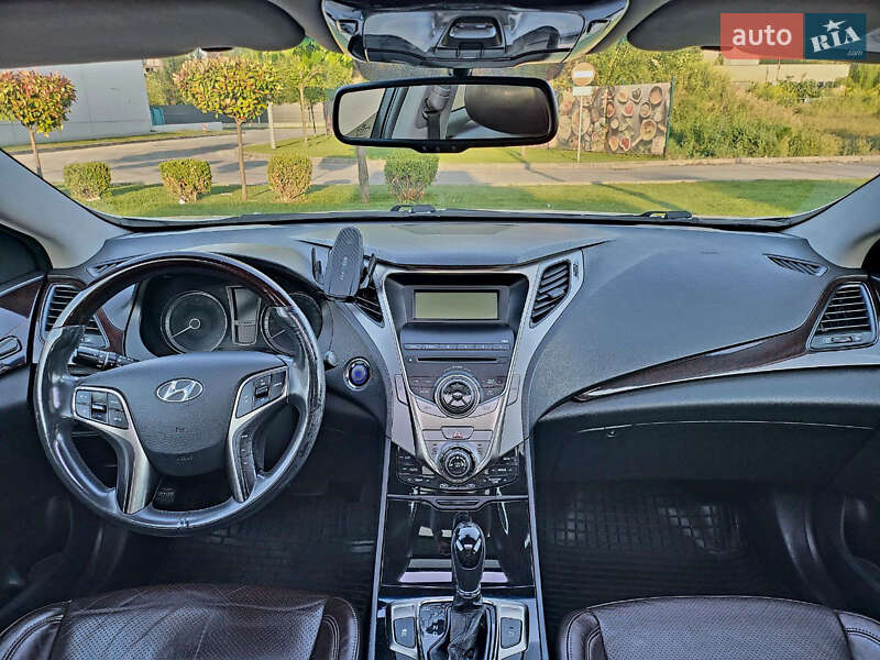 Седан Hyundai Azera 2011 в Одесі