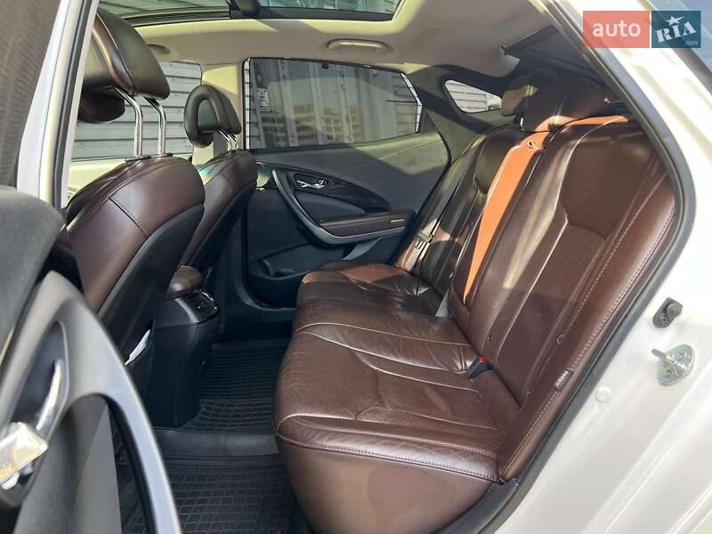 Седан Hyundai Azera 2013 в Киеве