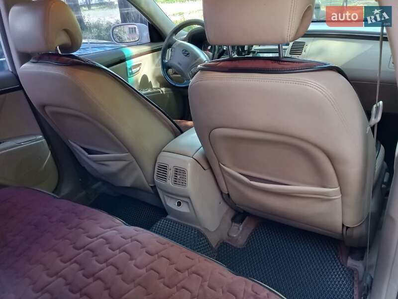 Седан Hyundai Azera 2008 в Черкассах