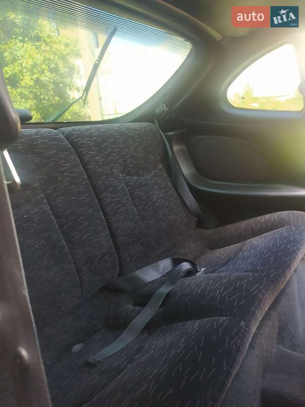 Купе Hyundai Coupe 1997 в Калуше