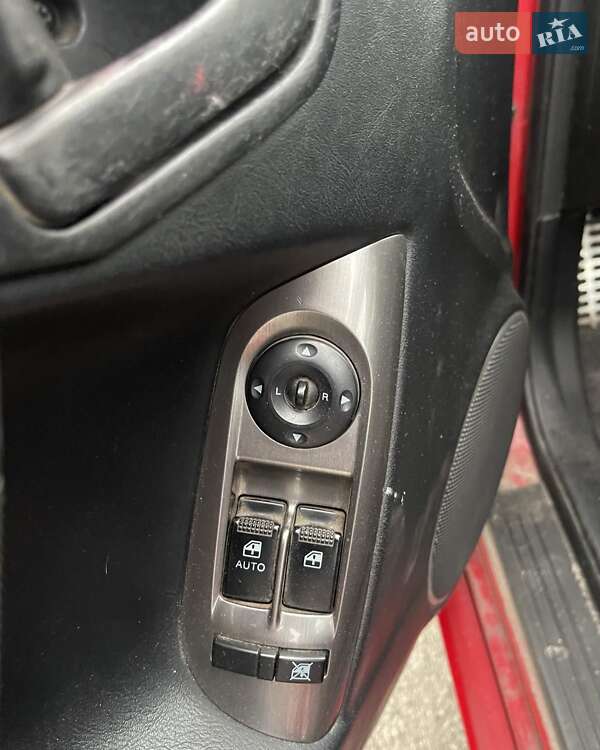 Купе Hyundai Coupe 2004 в Києві