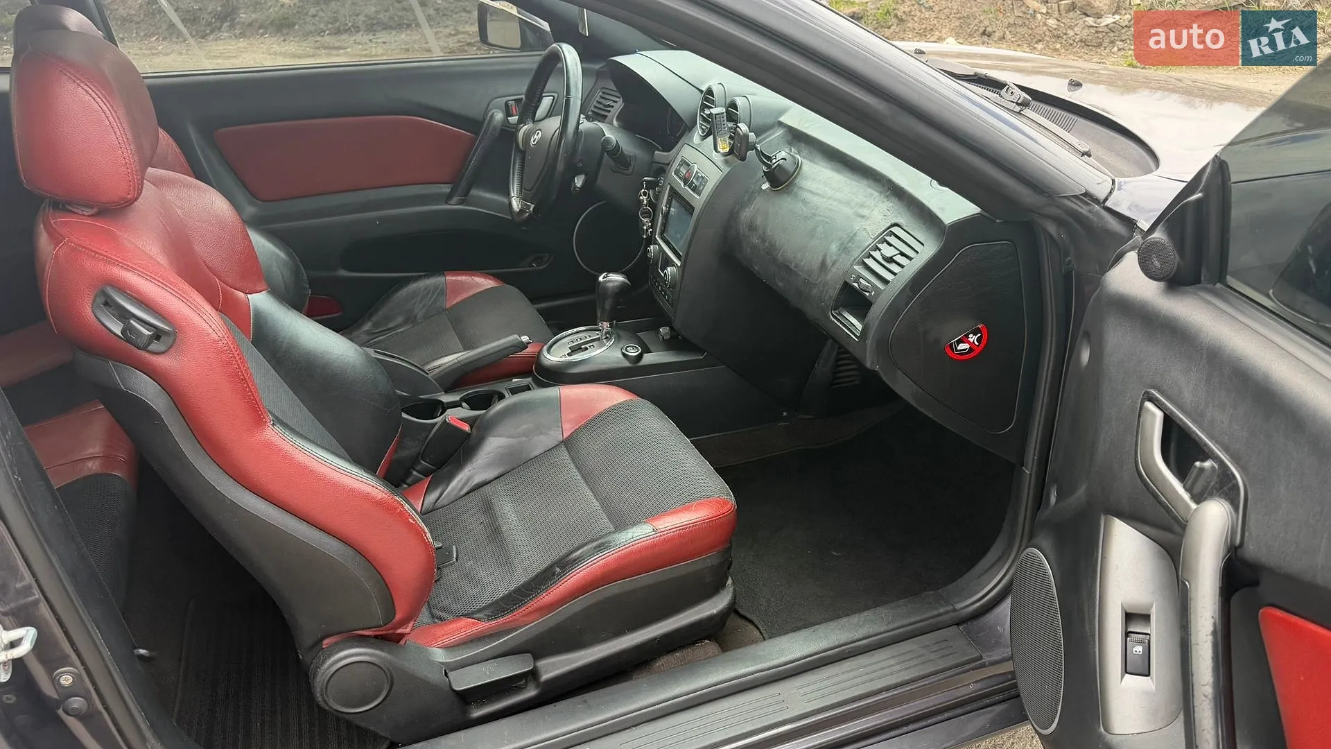 Hyundai Coupe 2008 VIN KMHHN61DP8U277581 фото оголошення 24 з 26