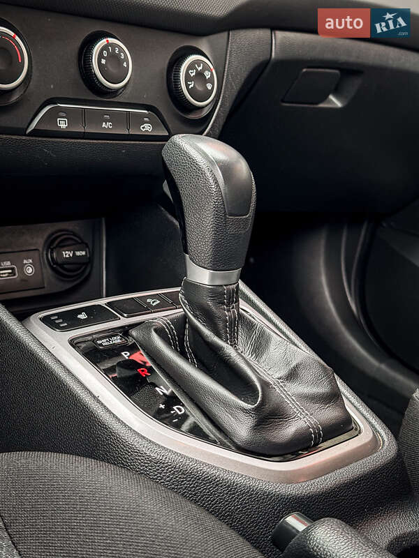 Внедорожник / Кроссовер Hyundai Creta 2018 в Киеве фото 24 Внедорожник / Кроссовер Hyundai Creta 2018 в Киеве