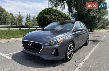 Хетчбек Hyundai Elantra GT 2017 в Києві
