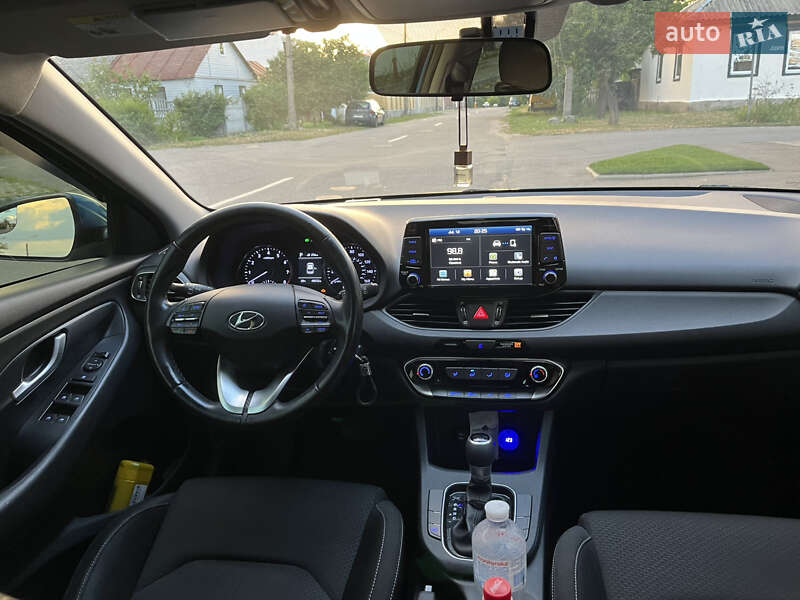 Хэтчбек Hyundai Elantra GT 2017 в Кременчуге
