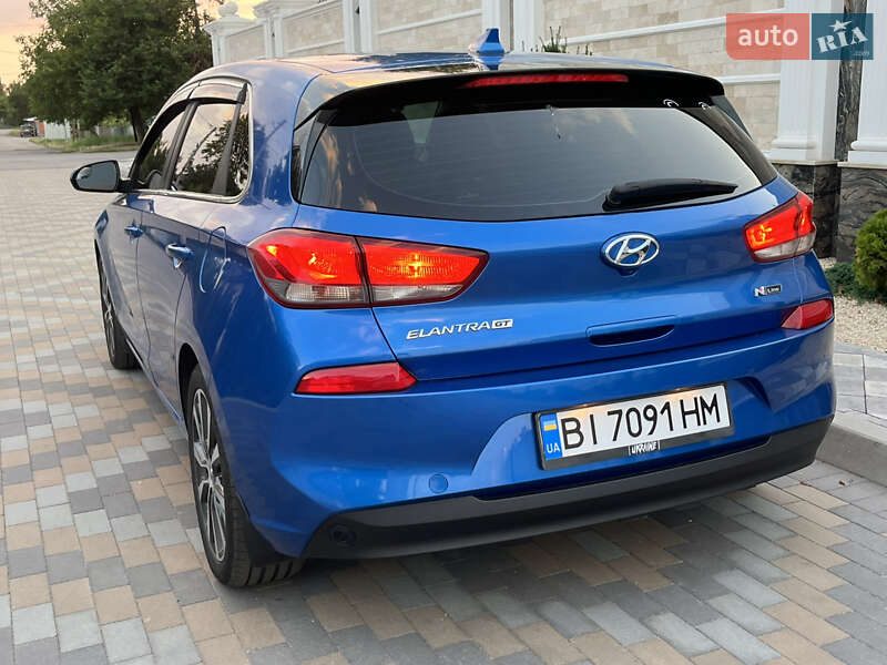 Хэтчбек Hyundai Elantra GT 2017 в Кременчуге