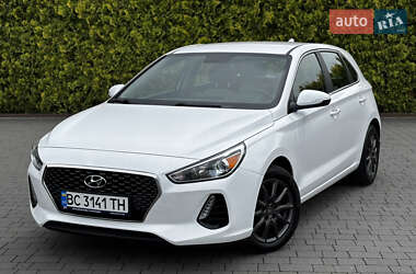 Хэтчбек Hyundai Elantra GT 2017 в Стрые