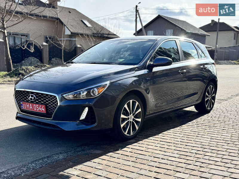 Хэтчбек Hyundai Elantra GT 2017 в Киеве
