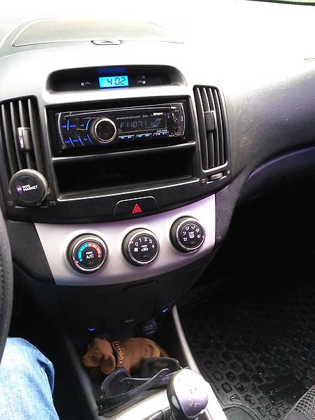 Седан Hyundai Elantra 2008 в Сєверодонецьку