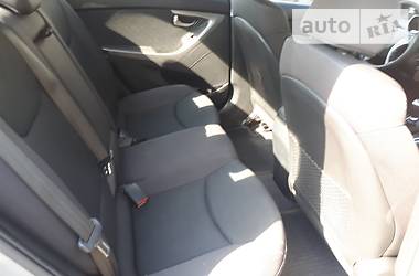 Седан Hyundai Elantra 2012 в Киеве