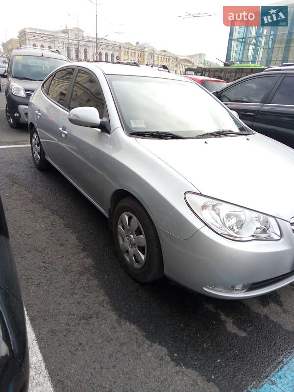 Седан Hyundai Elantra 2011 в Харкові