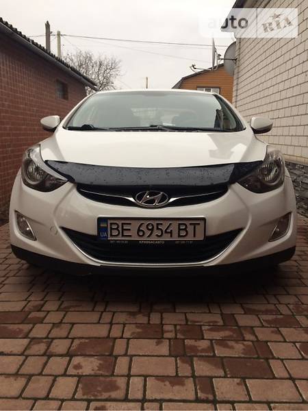 Седан Hyundai Elantra 2011 в 