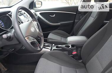 Хетчбек Hyundai Elantra 2015 в 