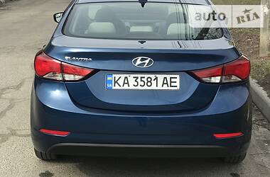 Седан Hyundai Elantra 2014 в 