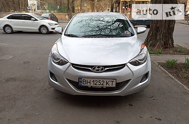 Седан Hyundai Elantra 2011 в 