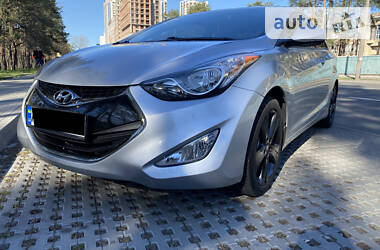 Купе Hyundai Elantra 2013 в Киеве