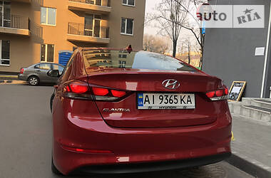 Седан Hyundai Elantra 2016 в 